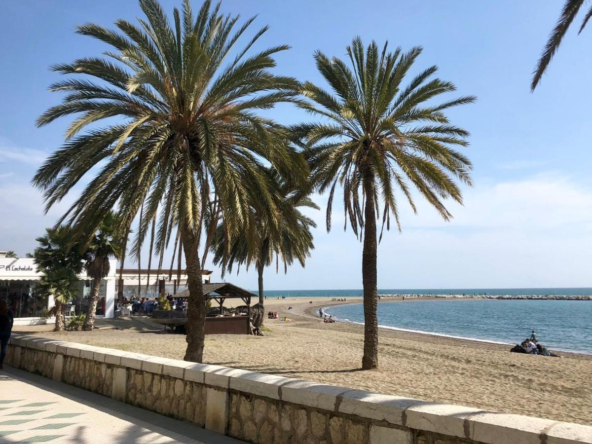 Kawaii Beachfront Malagueta Apartment Malaga Luaran gambar