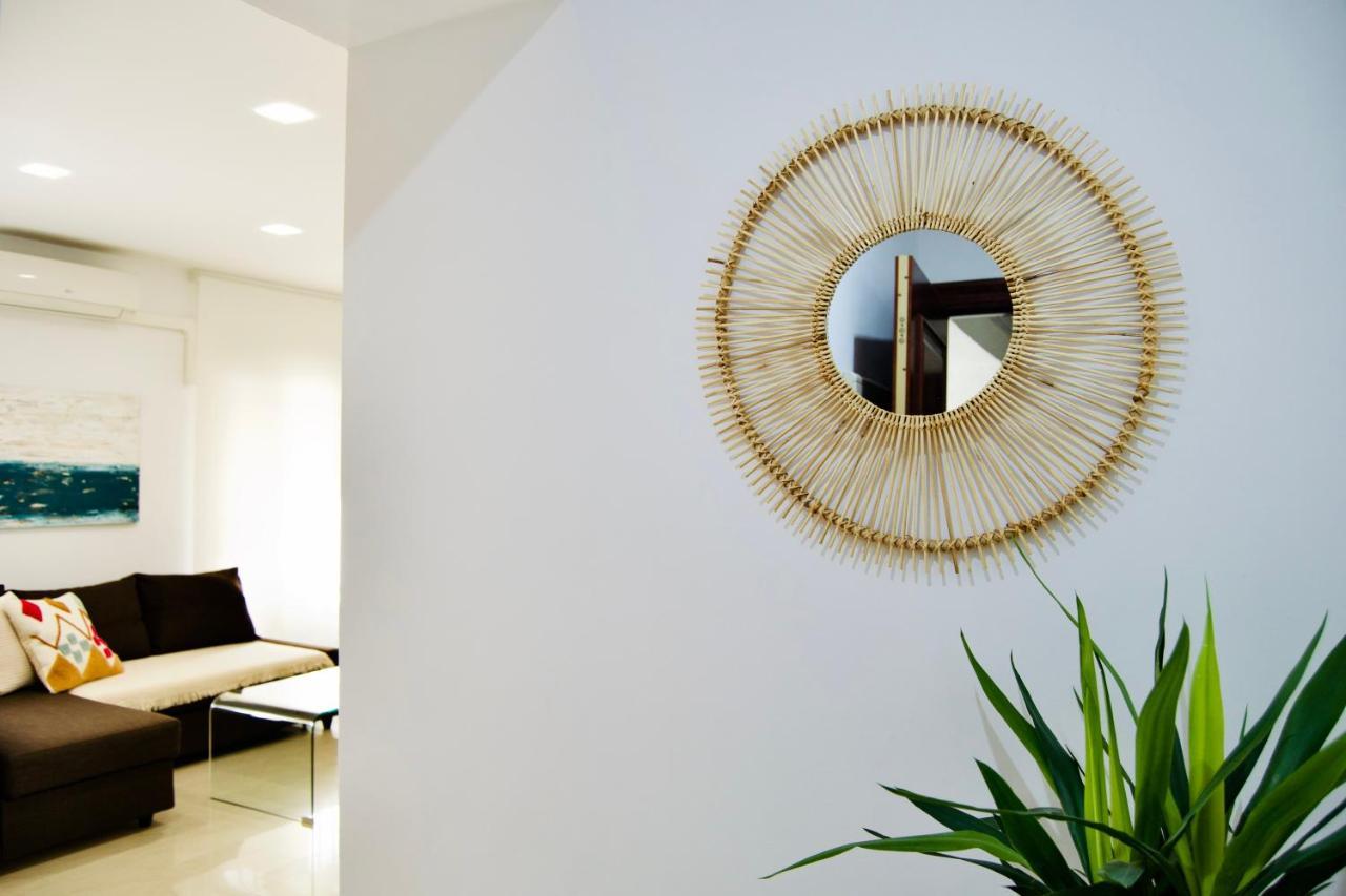Kawaii Beachfront Malagueta Apartment Malaga Luaran gambar