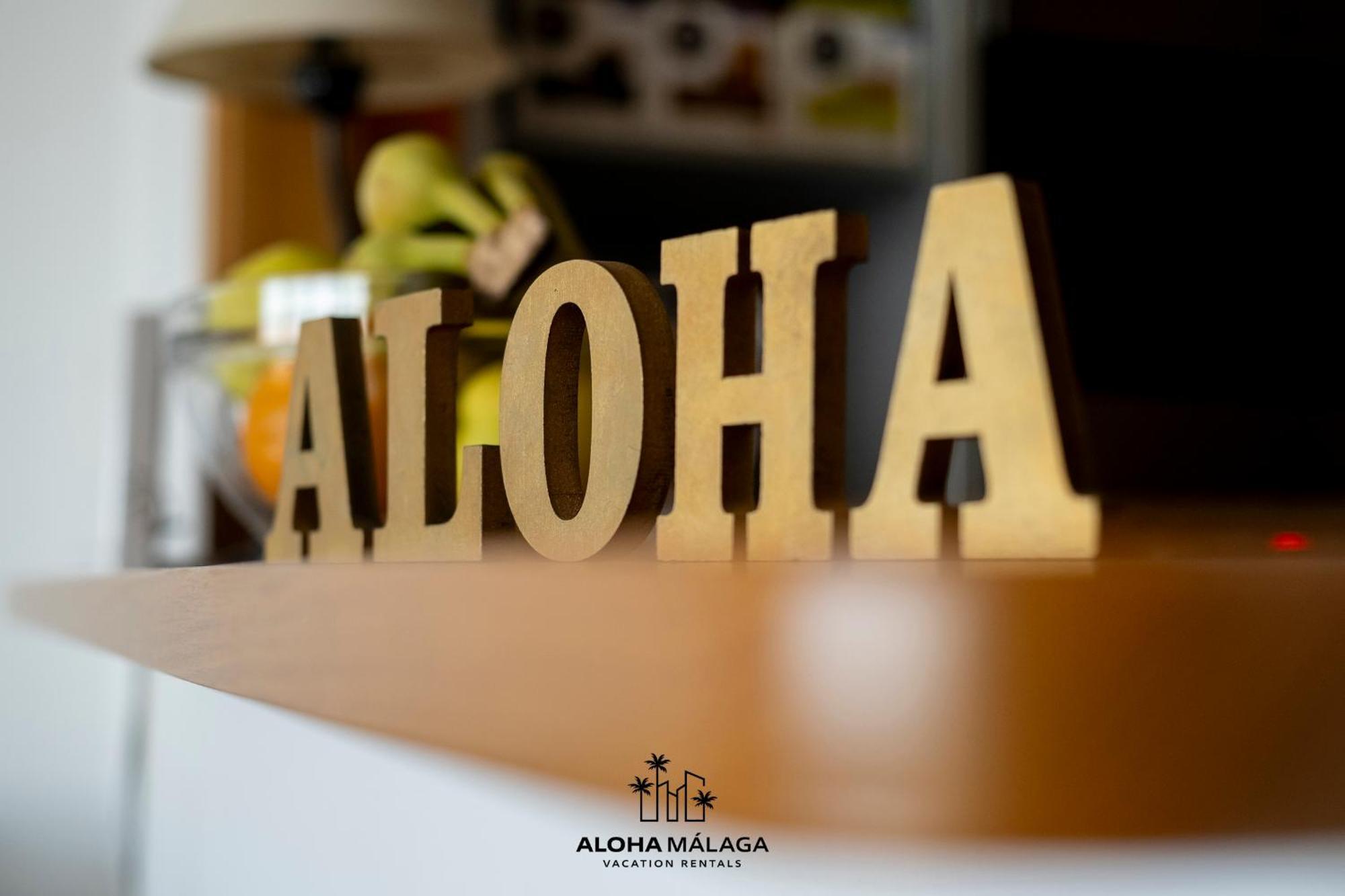 Kawaii Beachfront Malagueta Apartment Malaga Luaran gambar